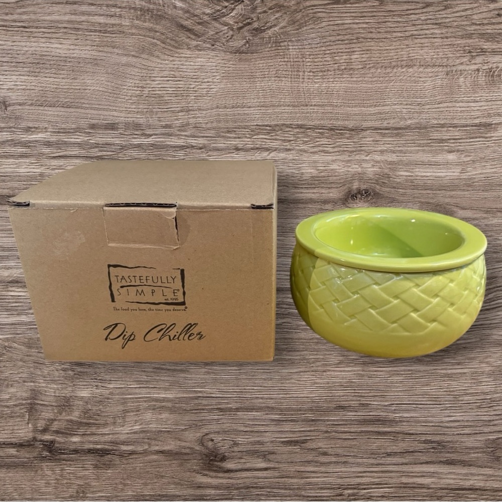 Tastefully Simple Dip Chiller - New In Box